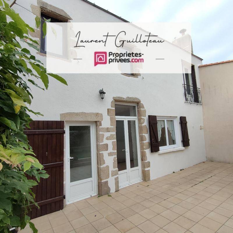 Maison à MORTAGNE-SUR-SEVRE