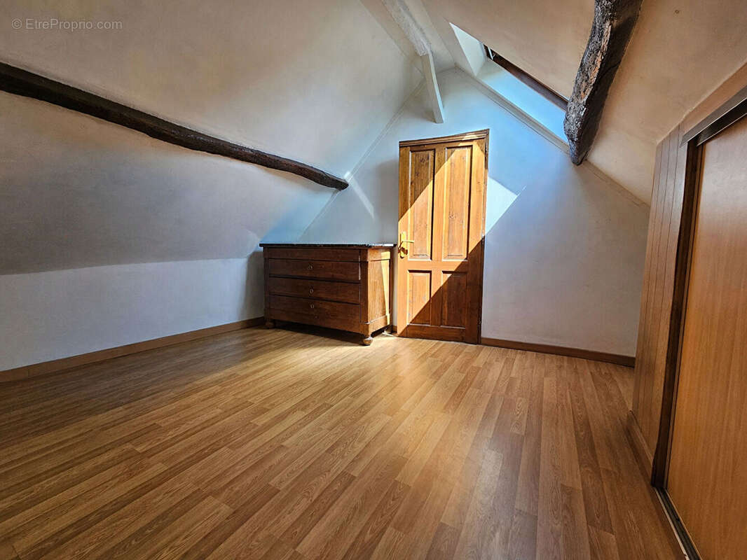 Maison à MOUY