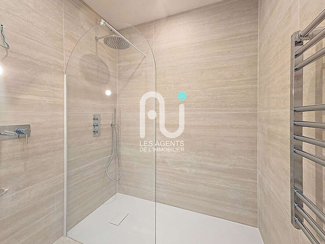 Maison à ASNIERES-SUR-SEINE