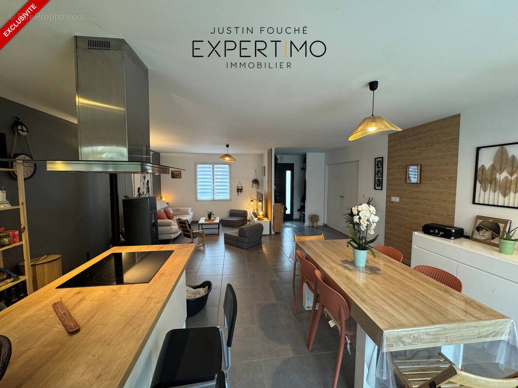 Maison à MONCE-EN-BELIN