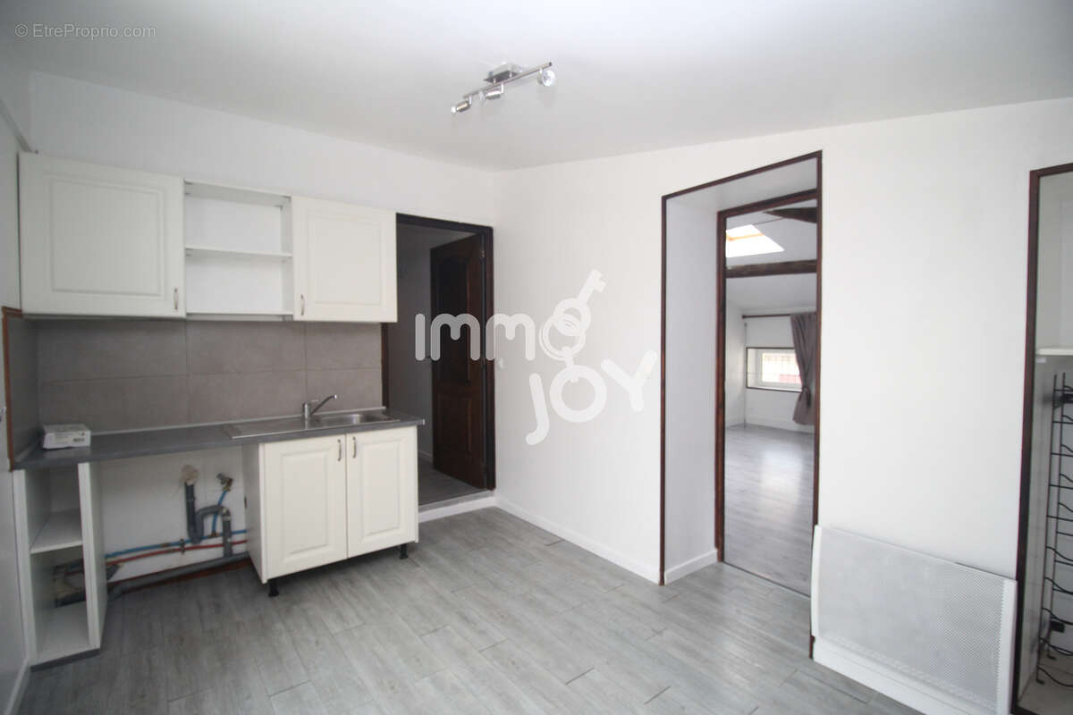 Appartement à SALLELES-D'AUDE