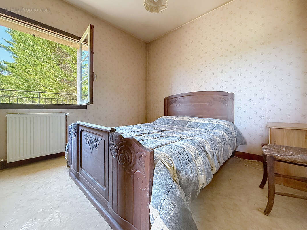 Maison à SAINT-AULAIRE