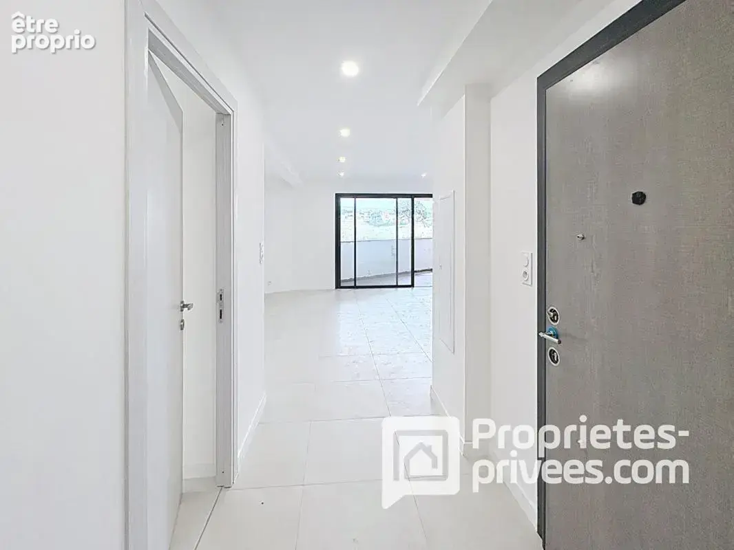 Grand T2 de 54 m², + box de 15 m² dans petite résidence calme - photo 2