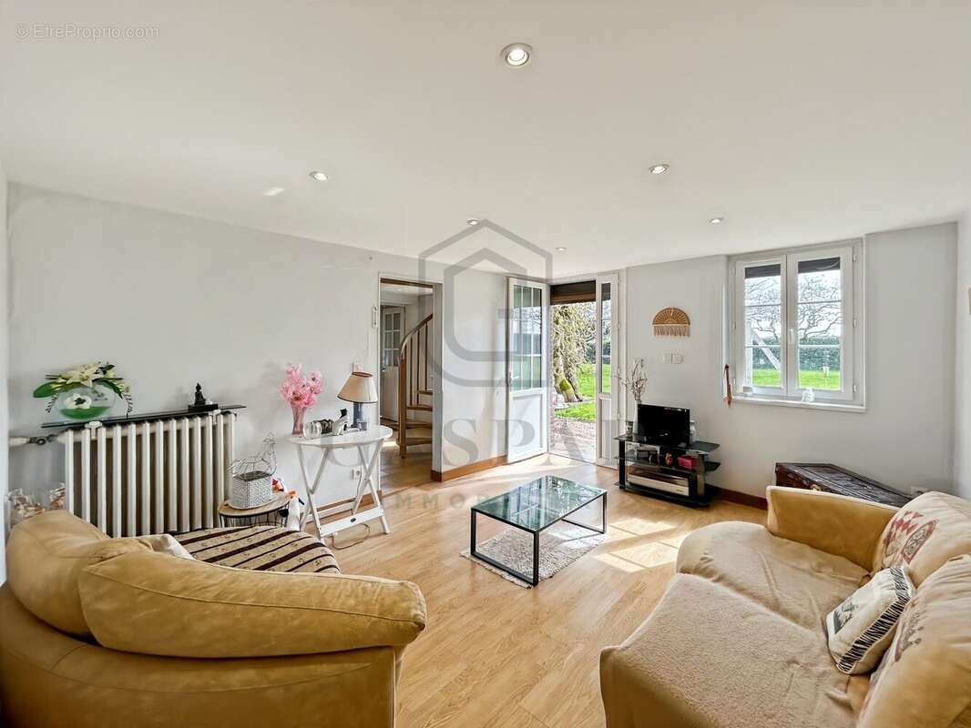 Maison à CONCHES-EN-OUCHE