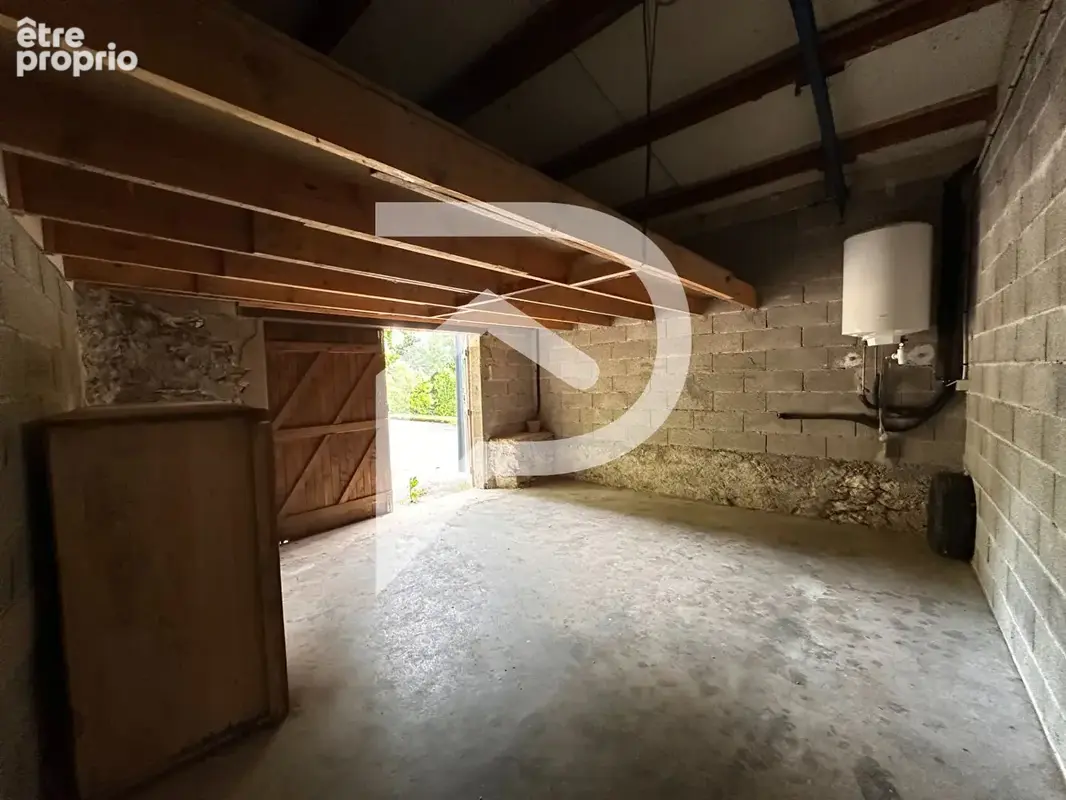 Maison Saint Gery Vers 145m², 5 pièces, 3 chambres. - photo 8