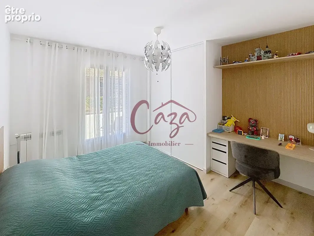 Maison de PLAIN PIED de 150 M2 RENOVEE - Secteur Camblanes / 1146 m2 de terrain arboré - photo 7