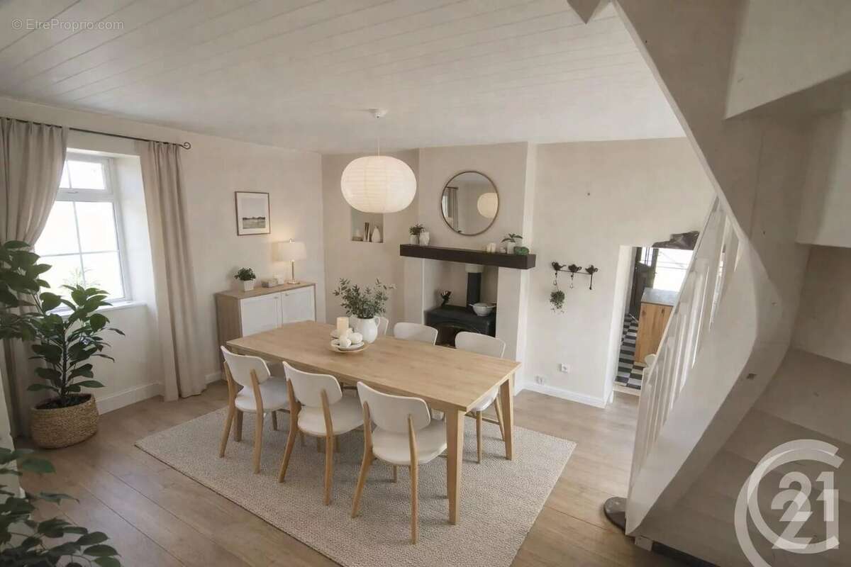 Maison à LE PERTRE