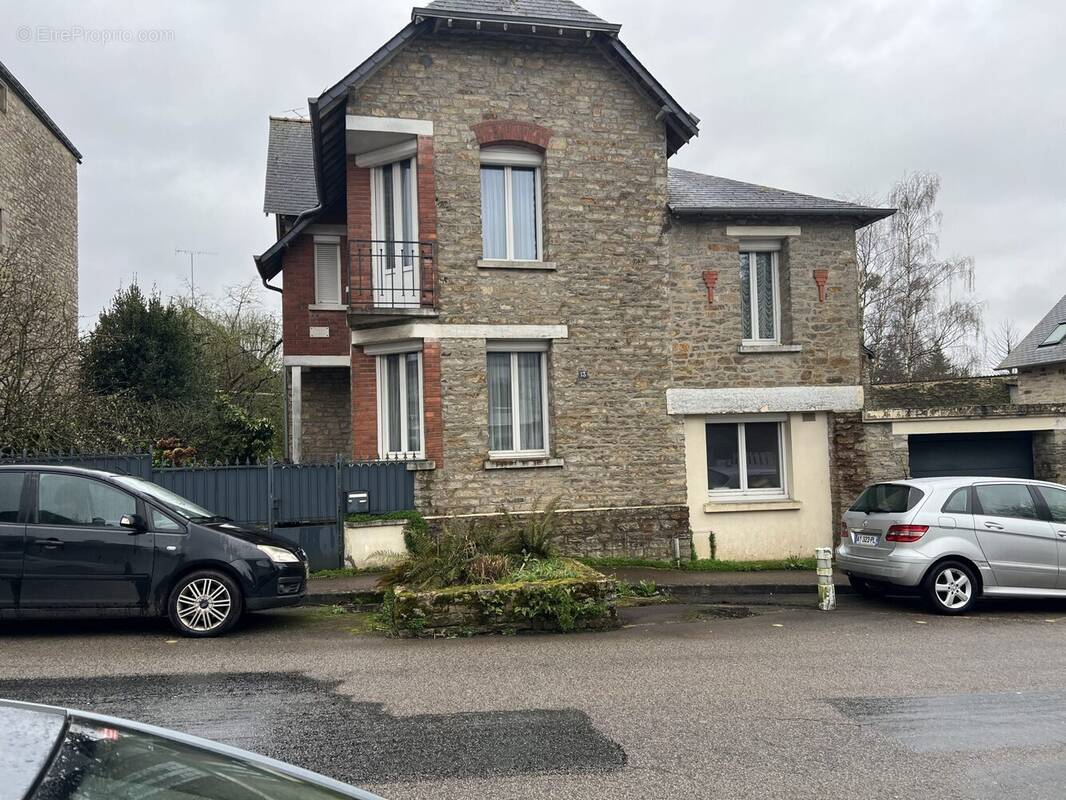 Maison à PLOERMEL