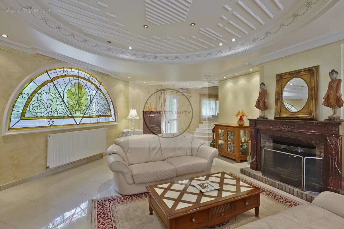 Maison à QUINCY-VOISINS