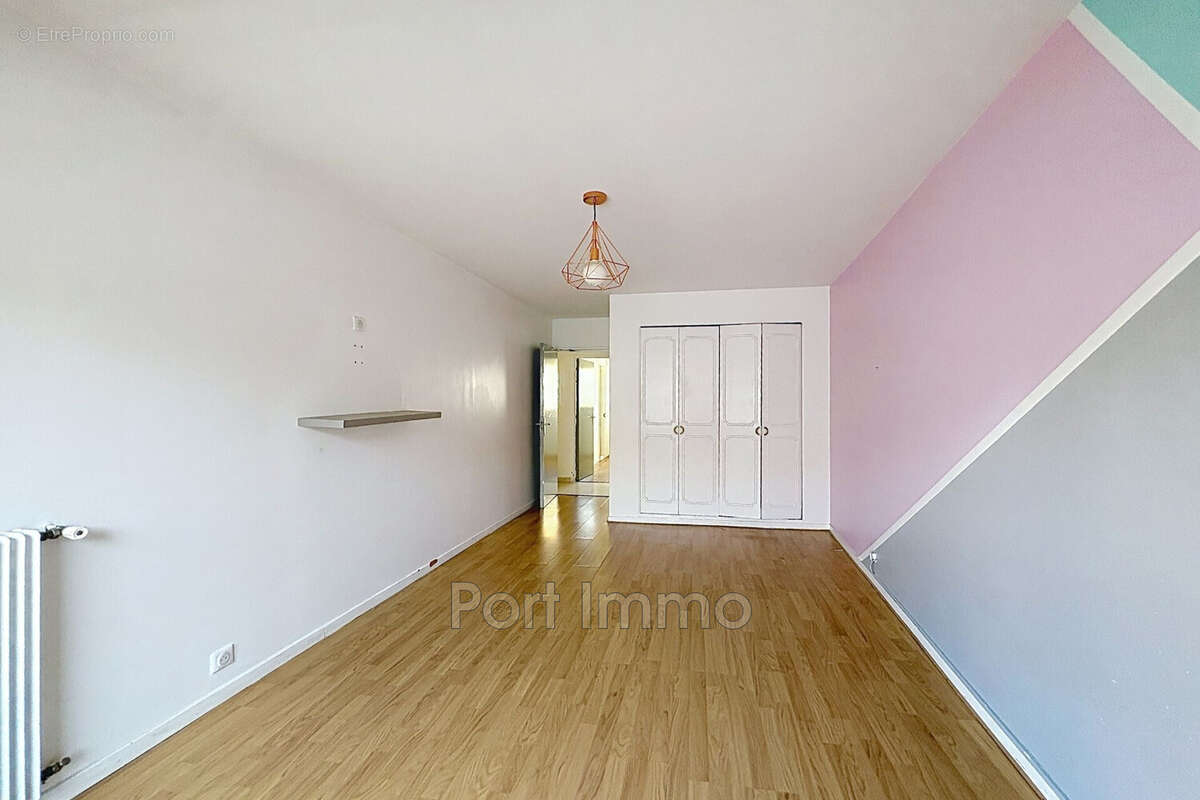 Appartement 97 m² à Cagnes-Sur-Mer  - photo 9