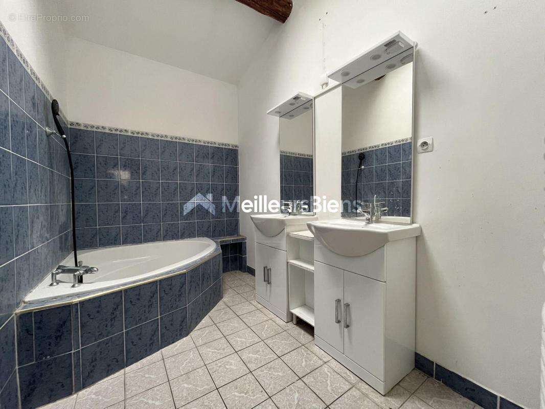Sallèles-d'Aude maison 4 chambres 110 m² avec cour et garage 110m2 - photo 10