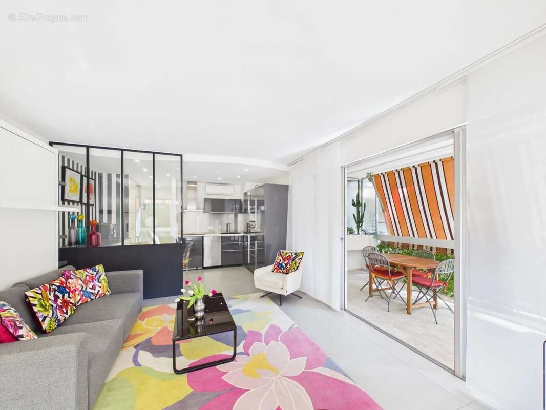 Large studio avec terrasse de 25 m2 - photo 4