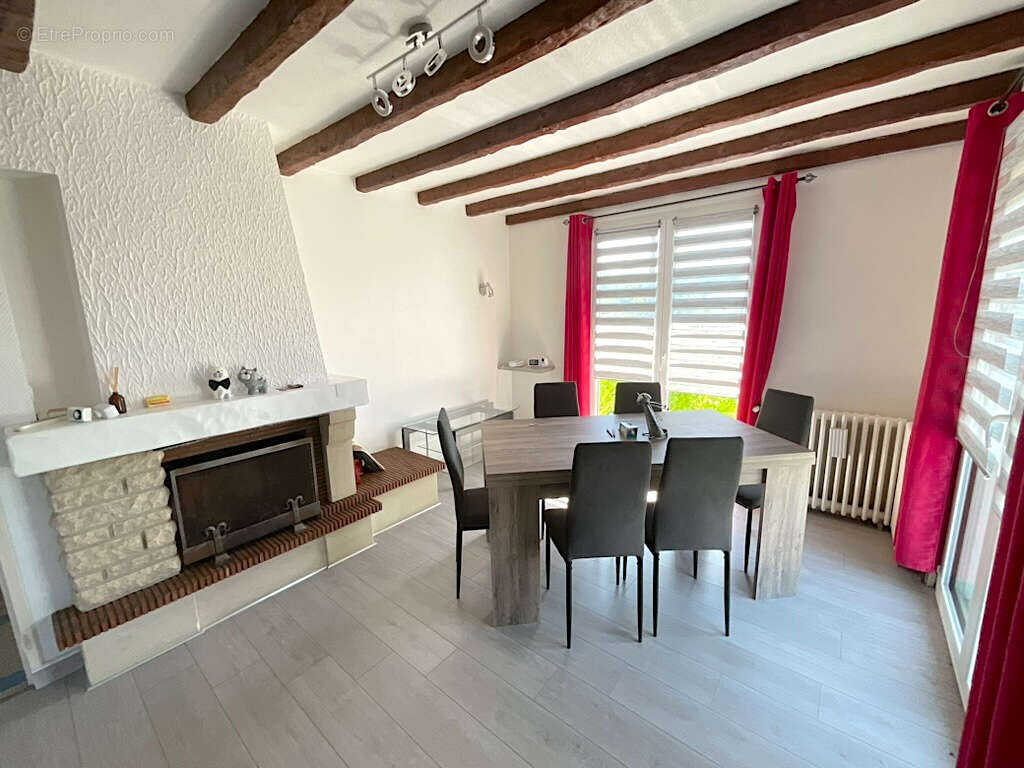 Maison Corre 5 pièces 110m2habitables 4 chambres 805m2 terrain - photo 6