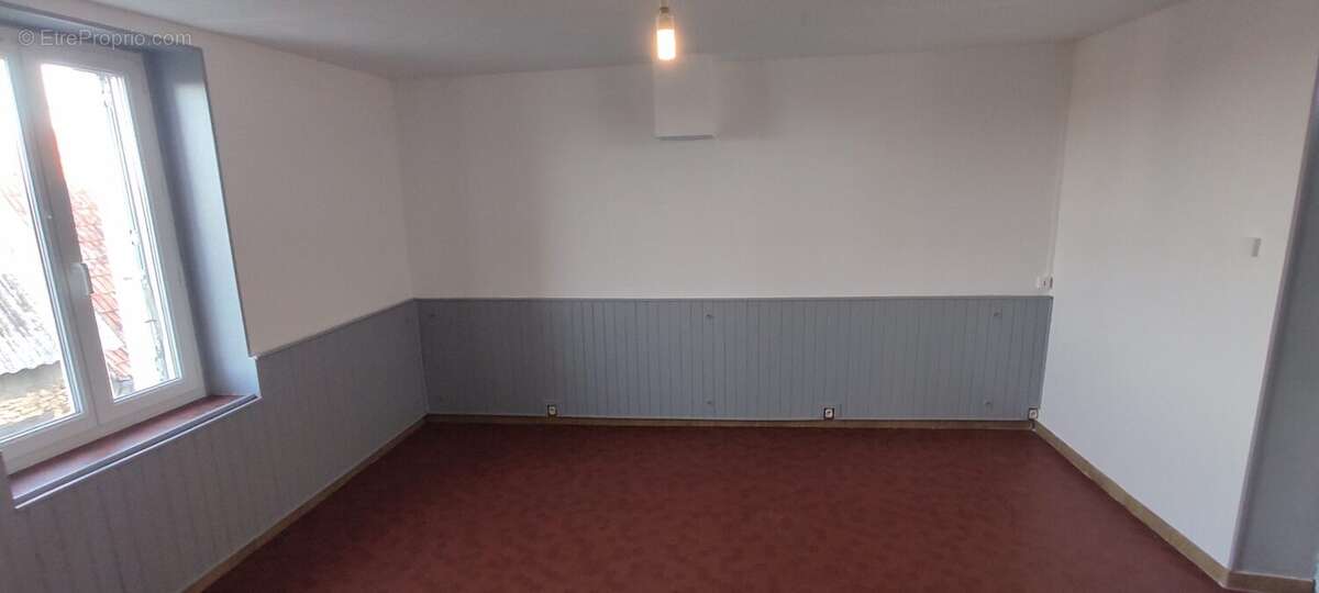 Maison à LE PECHEREAU