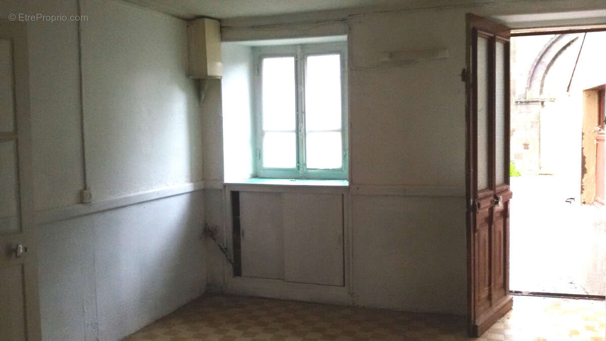 Maison à THENEUILLE