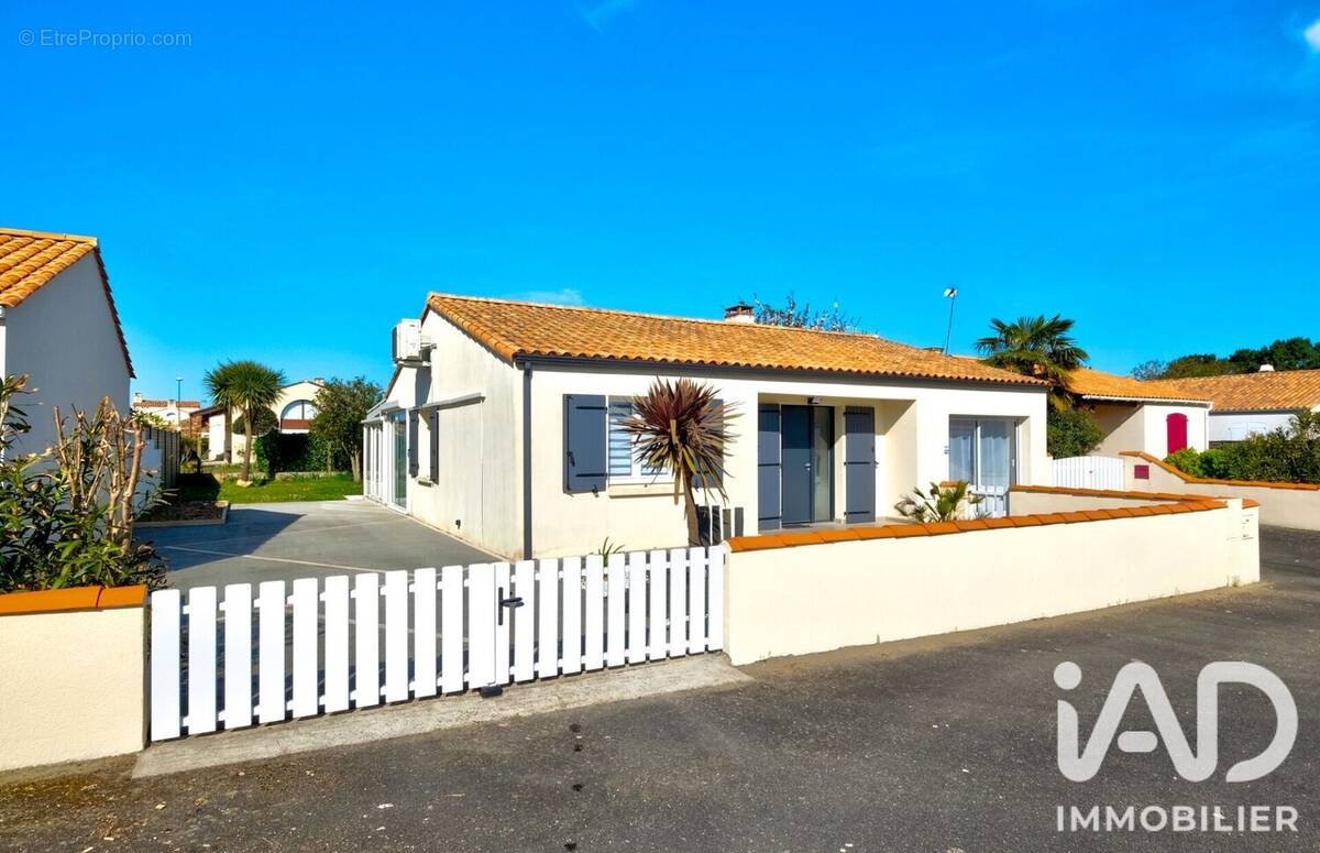 Photo 1 - Maison à SAINT-VINCENT-SUR-JARD
