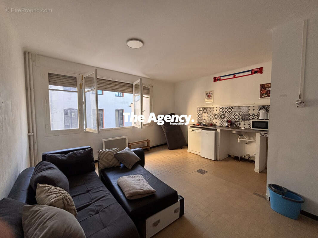 Appartement à MARSEILLE-7E