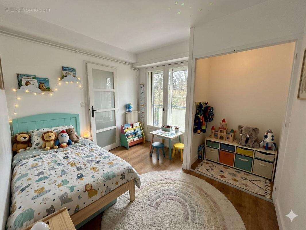 Appartement à BILLERE