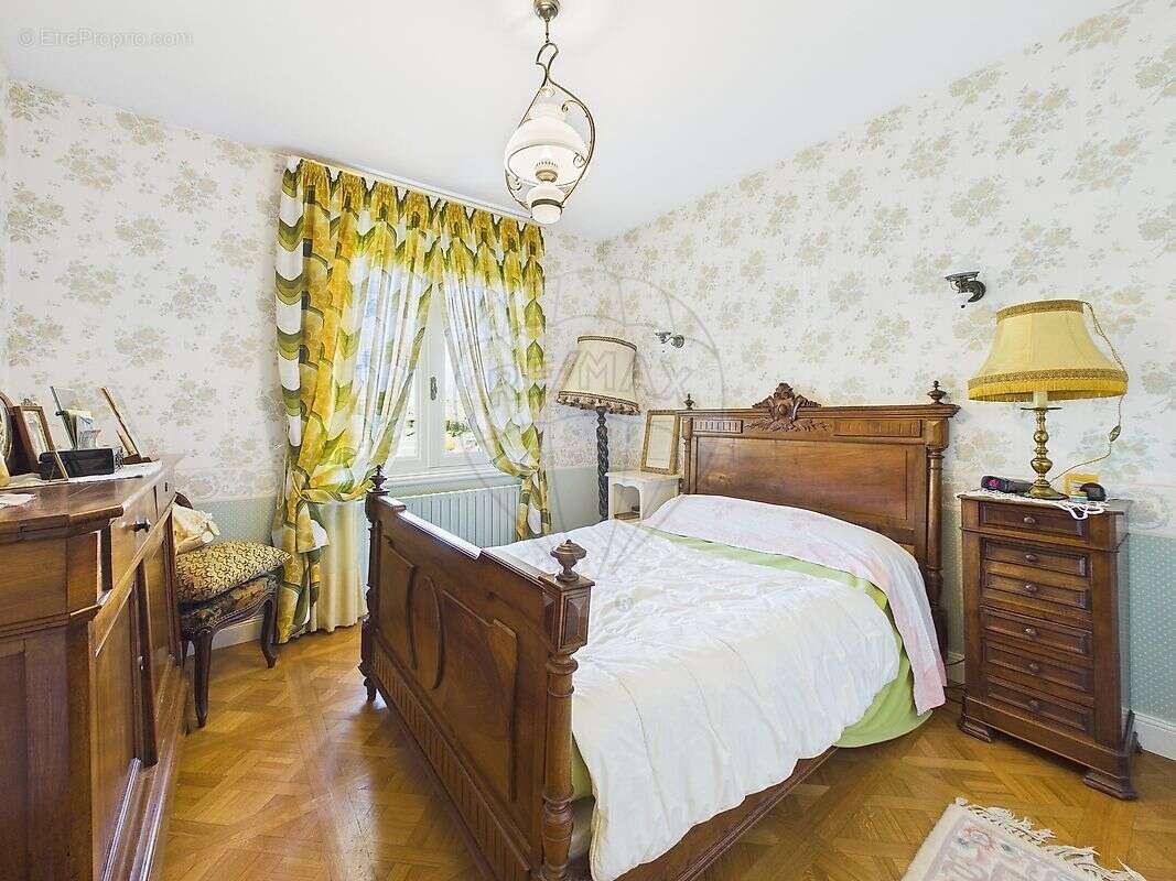 Maison à FONTCOUVERTE