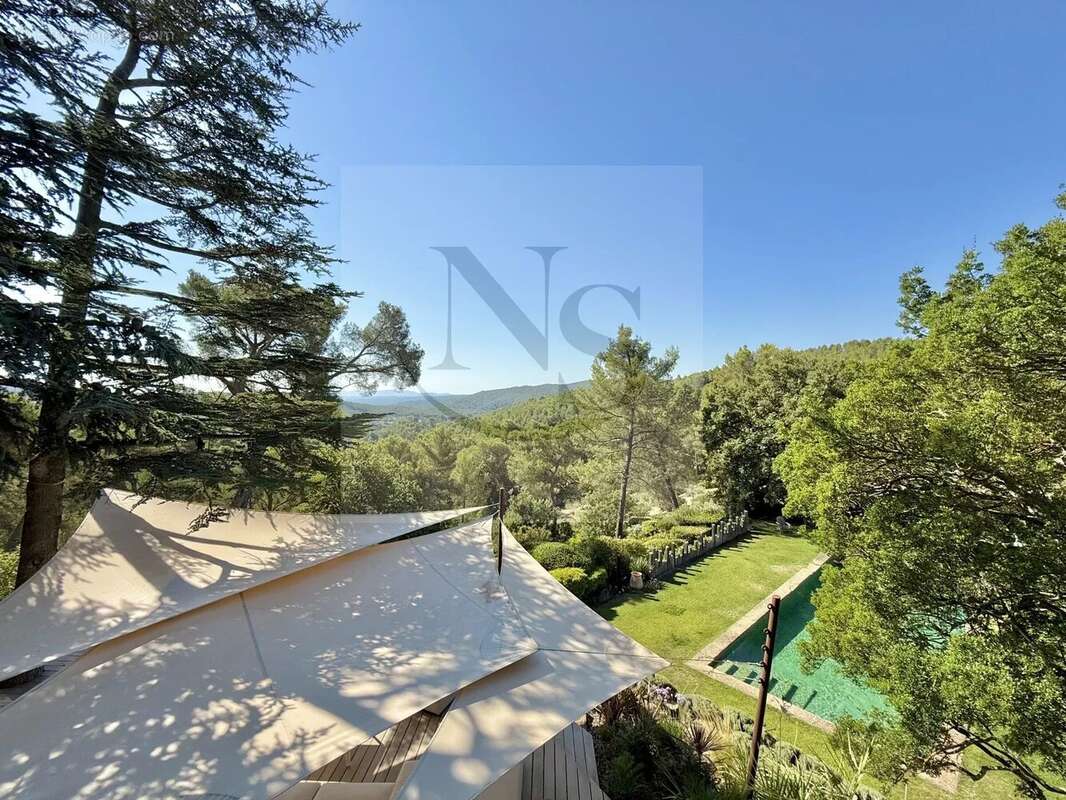 Maison à AIX-EN-PROVENCE