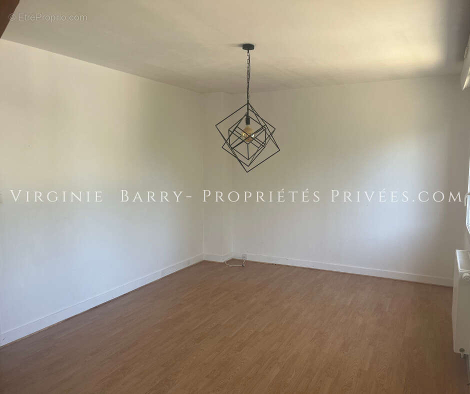 Maison à TONNAY-CHARENTE