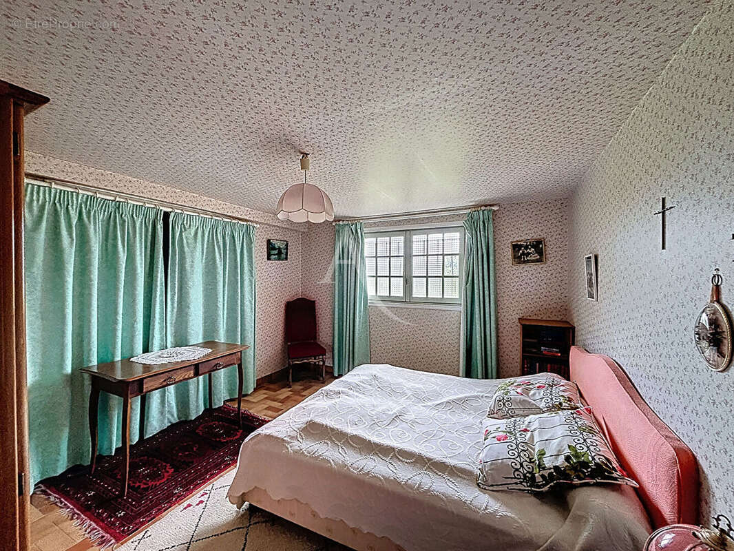 Maison à CHATEAU-GONTIER