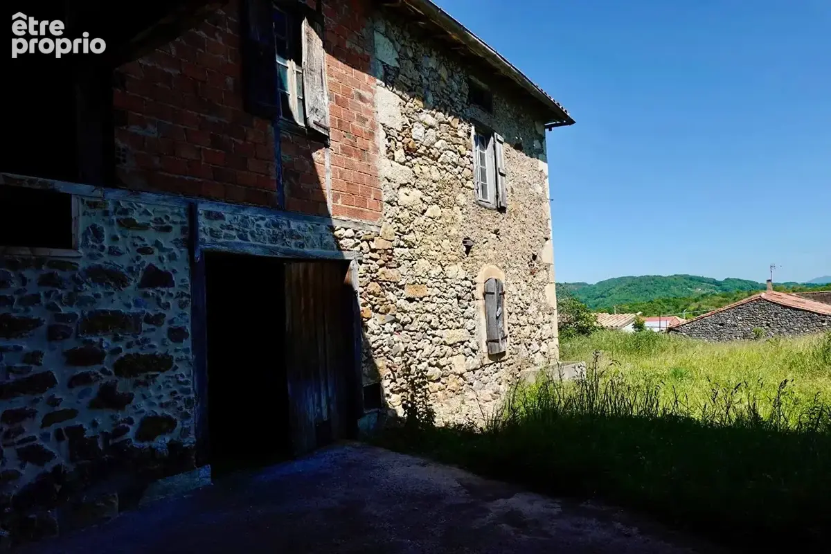 Magnifique corps de ferme 160 m2 avec 720 m2 de grange à rénover - - photo 13