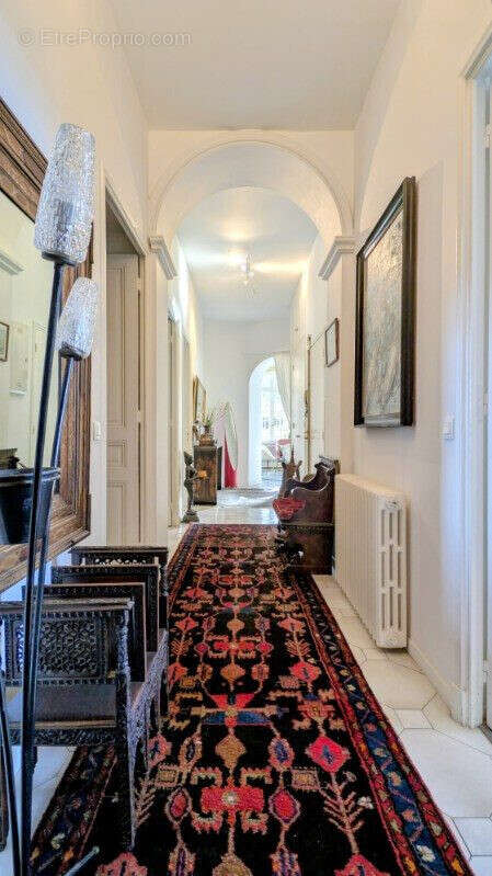Appartement à VALLAURIS