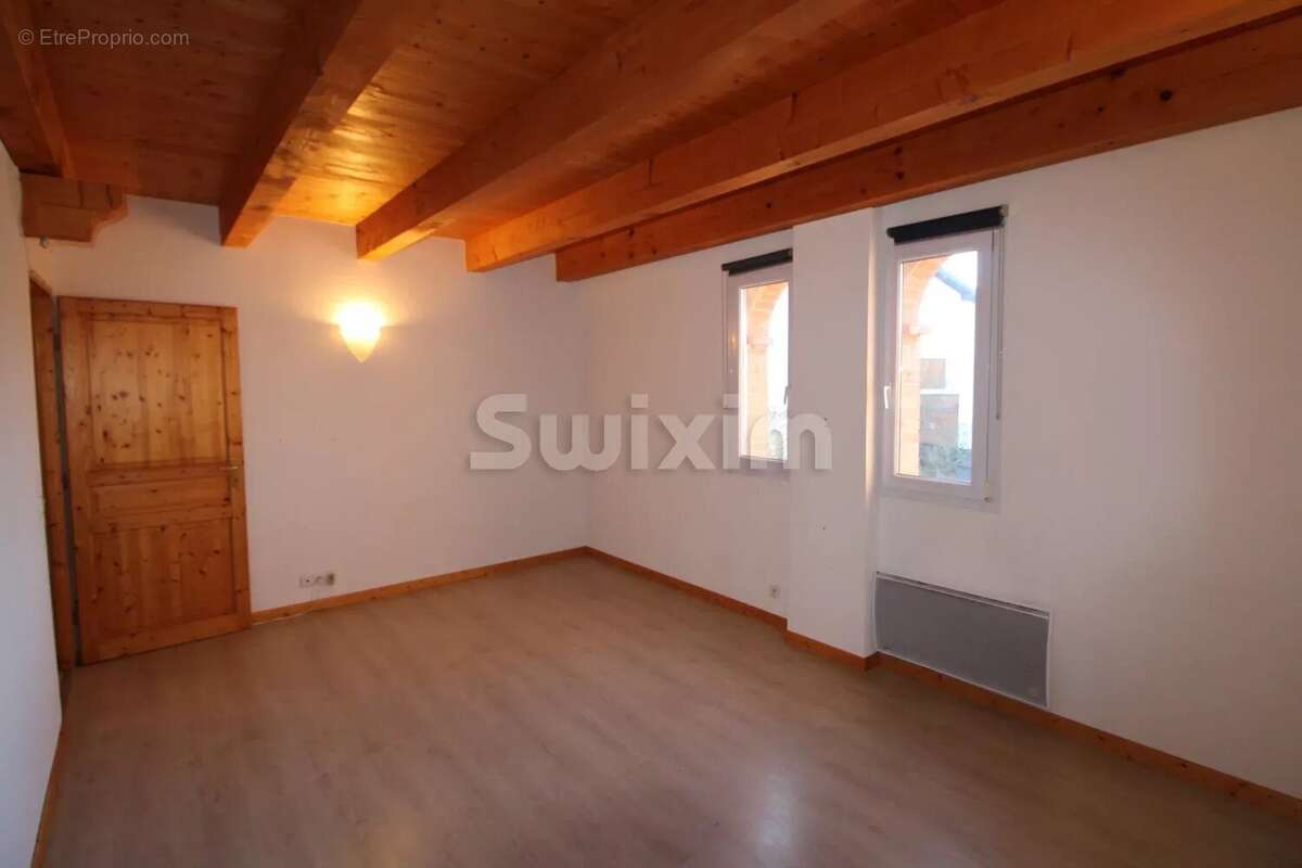 Appartement à PEILLONNEX