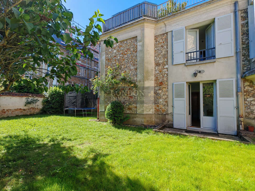 Appartement à VERSAILLES