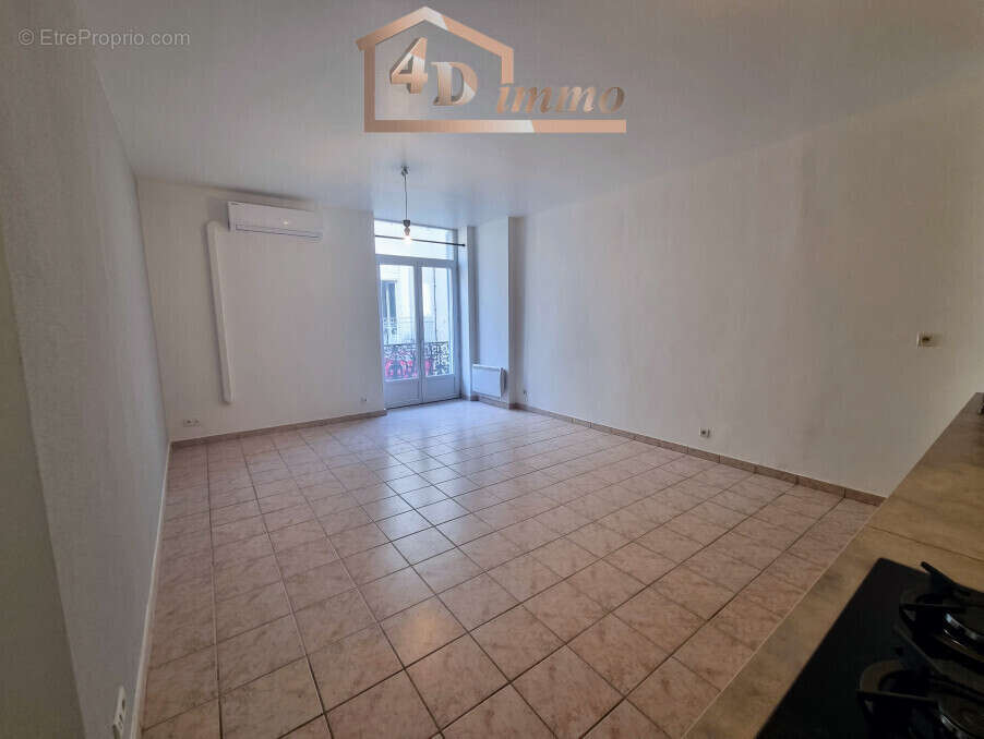 Appartement à VALLON-PONT-D&#039;ARC