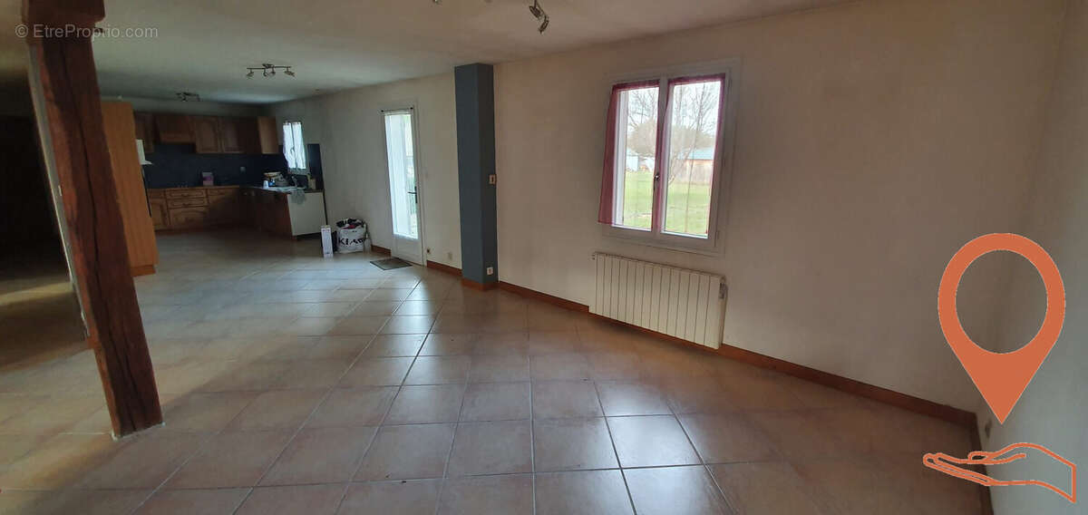 Maison à LA BUSSIERE