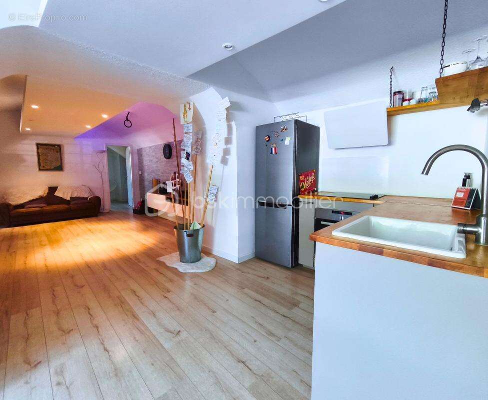 Appartement à VARCES-ALLIERES-ET-RISSET