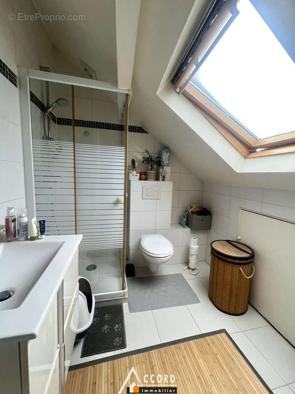 Appartement à SARTROUVILLE