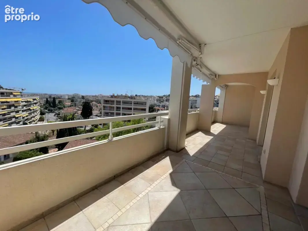 Photo Appartement à Le Cannet au prix de 595 000€