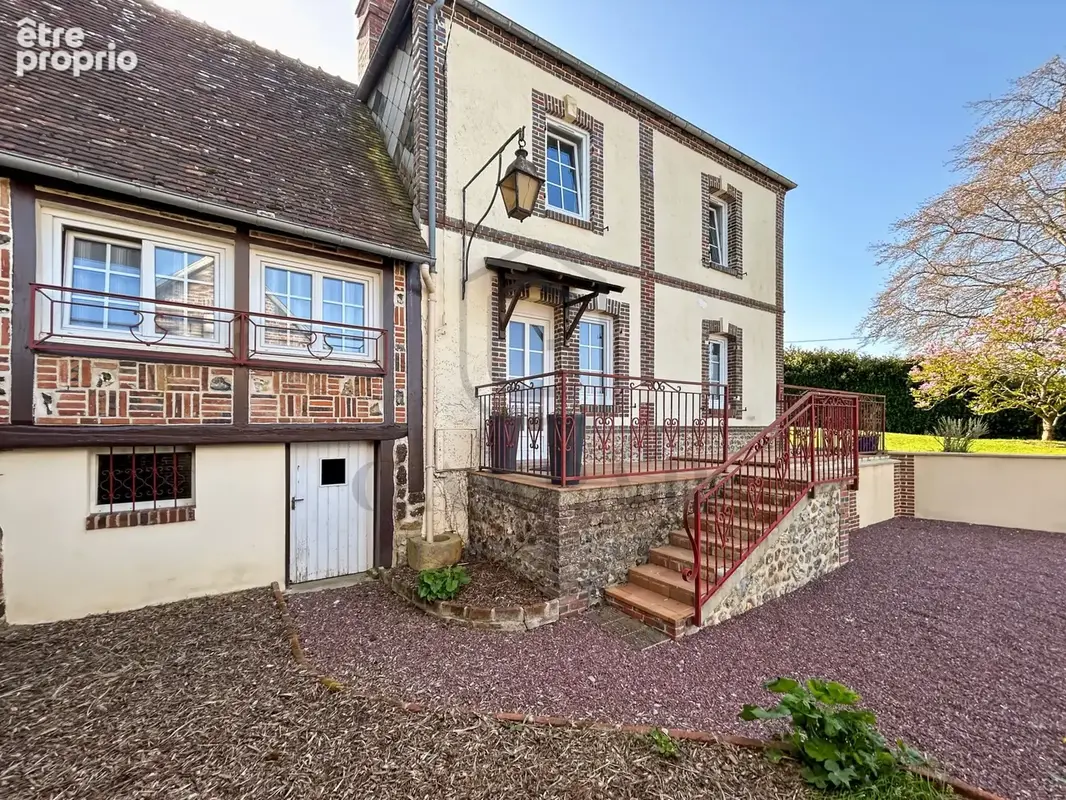 Maison 5 pièces 93 m² à vendre à Conches-En-Ouche (27190) - photo 2
