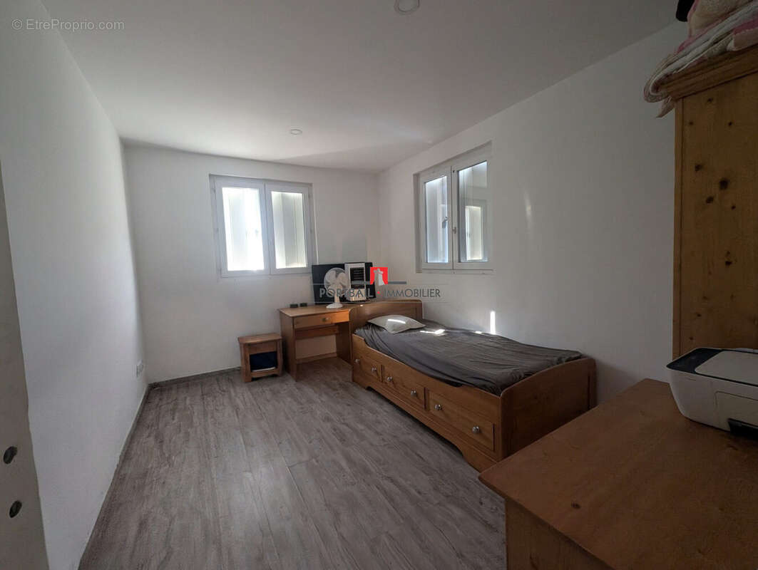 Maison 217 m² à Etauliers  - photo 9