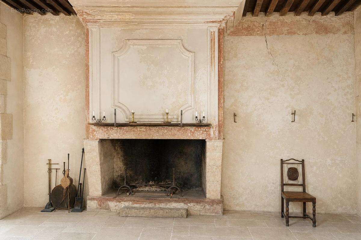 Maison à SAINT-SAVINIEN