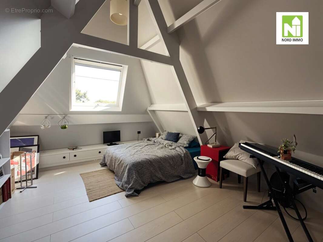 Semi plain pied - 180 m² - T5 - photo 14
