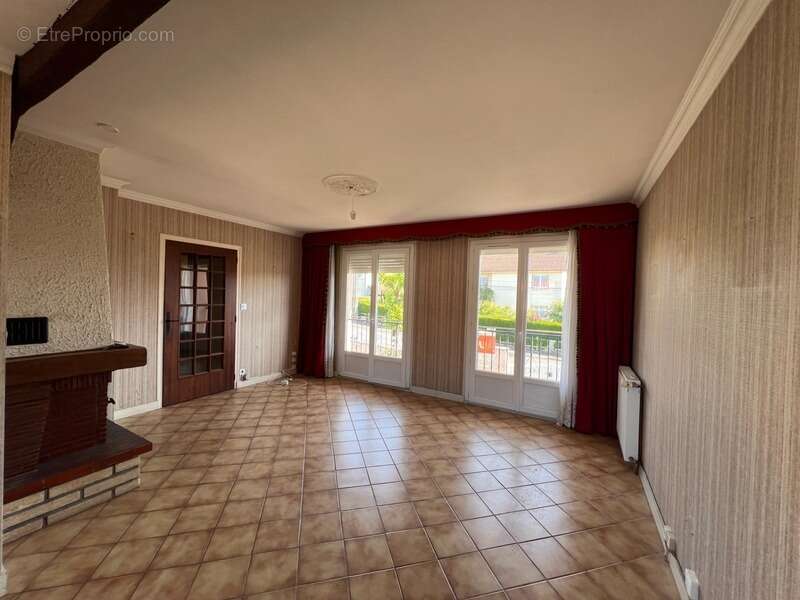 Maison à RILHAC-RANCON