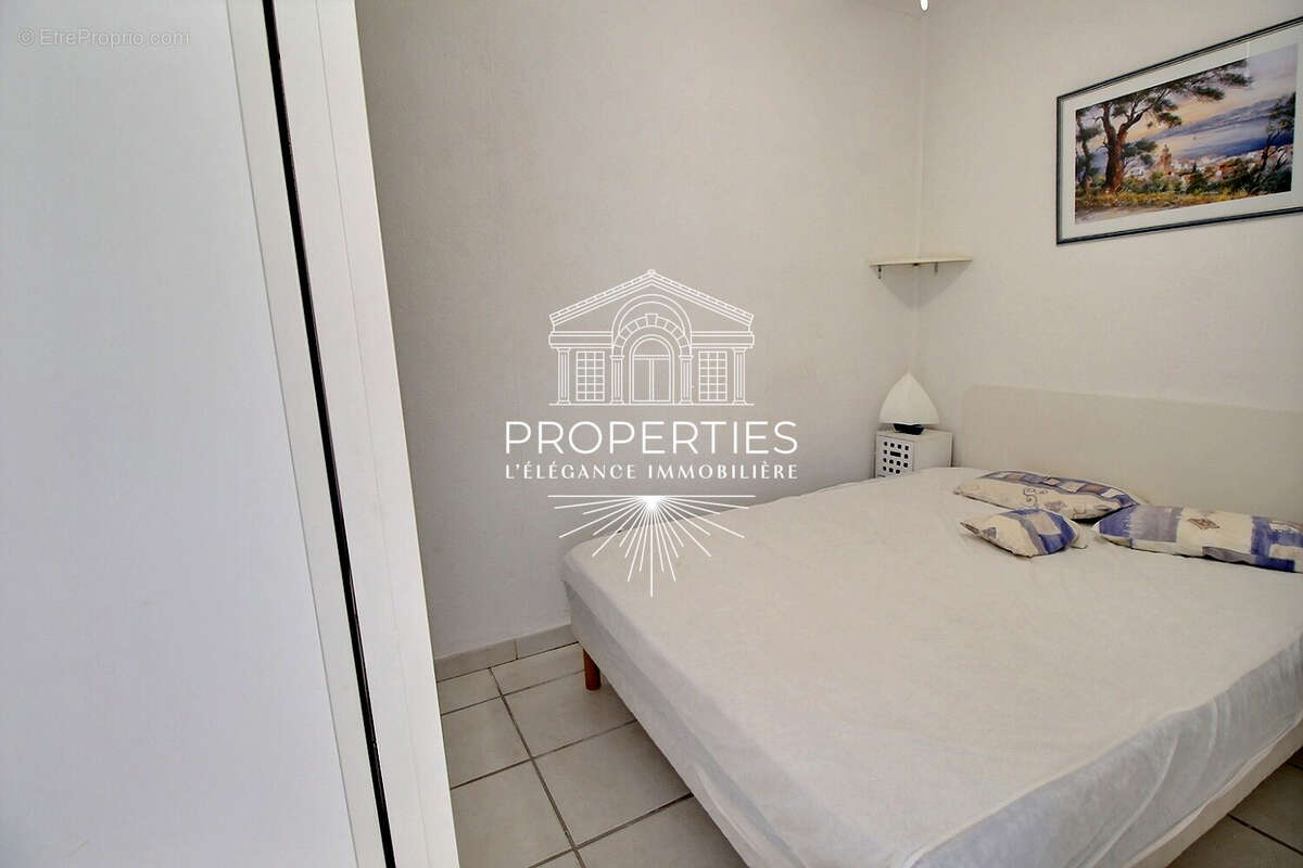 Appartement à BORMES-LES-MIMOSAS
