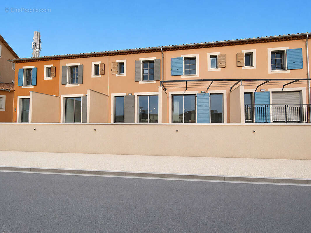Maison à SARRIANS
