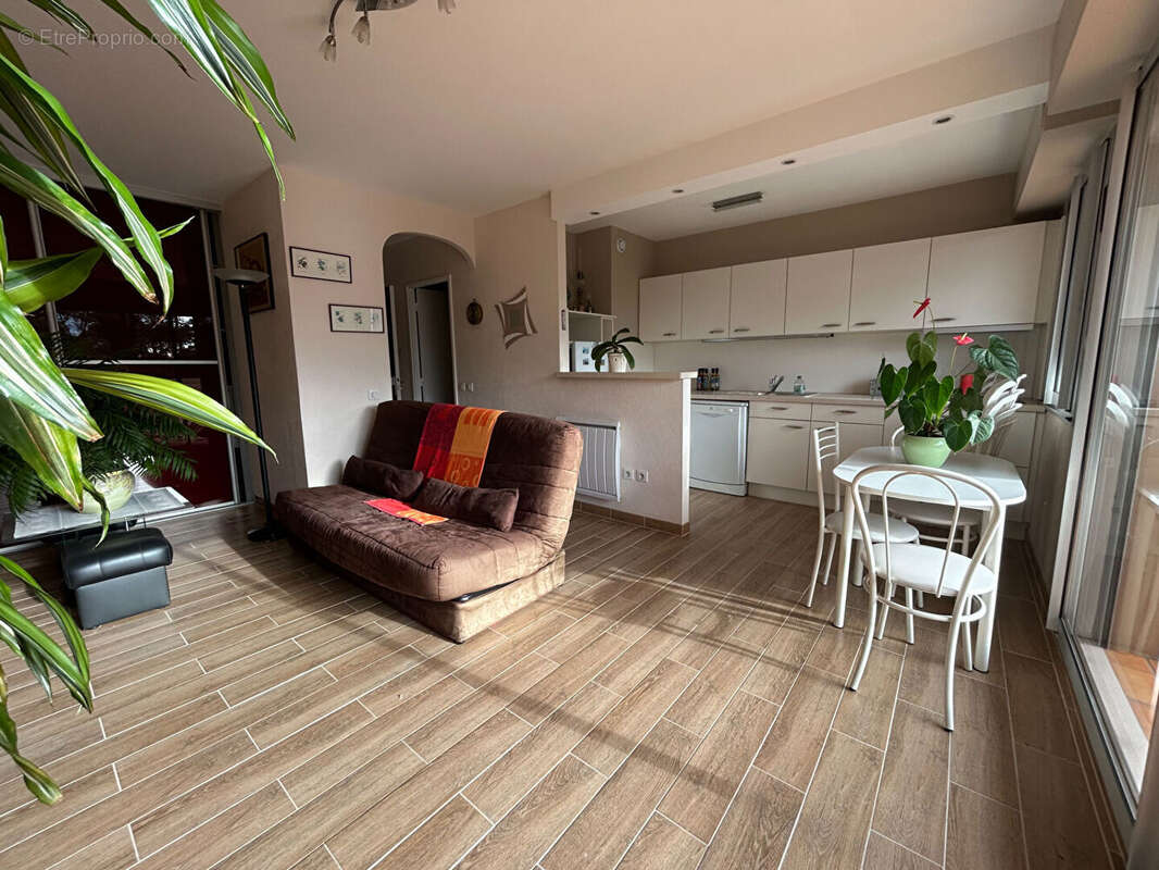 Appartement à VAUX-SUR-MER