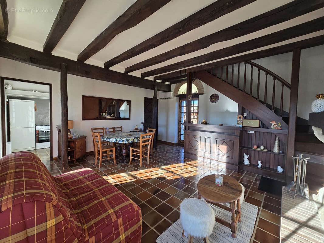 Maison à CASTELNAU-DE-LEVIS