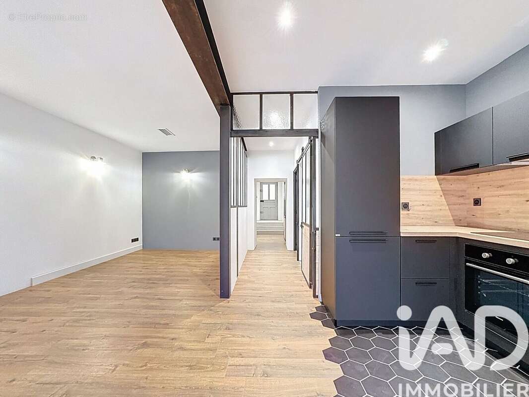 Photo 5 - Maison à MONTBAZIN