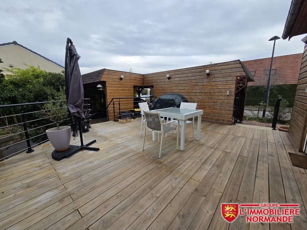 Maison à PONT-DE-L&#039;ARCHE