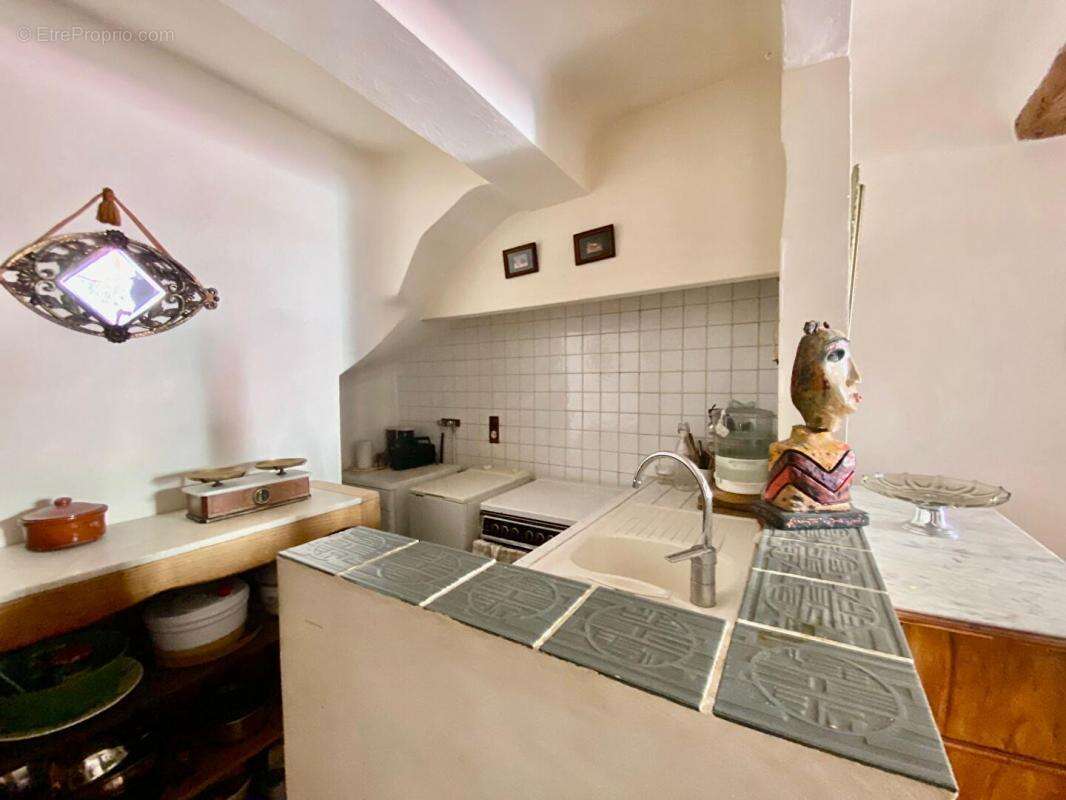 Maison à LE CASTELLET