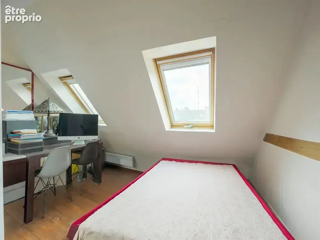 Paris 05 - Jardin du Luxembourg - Appartement 5p - Chambre de se - photo 11