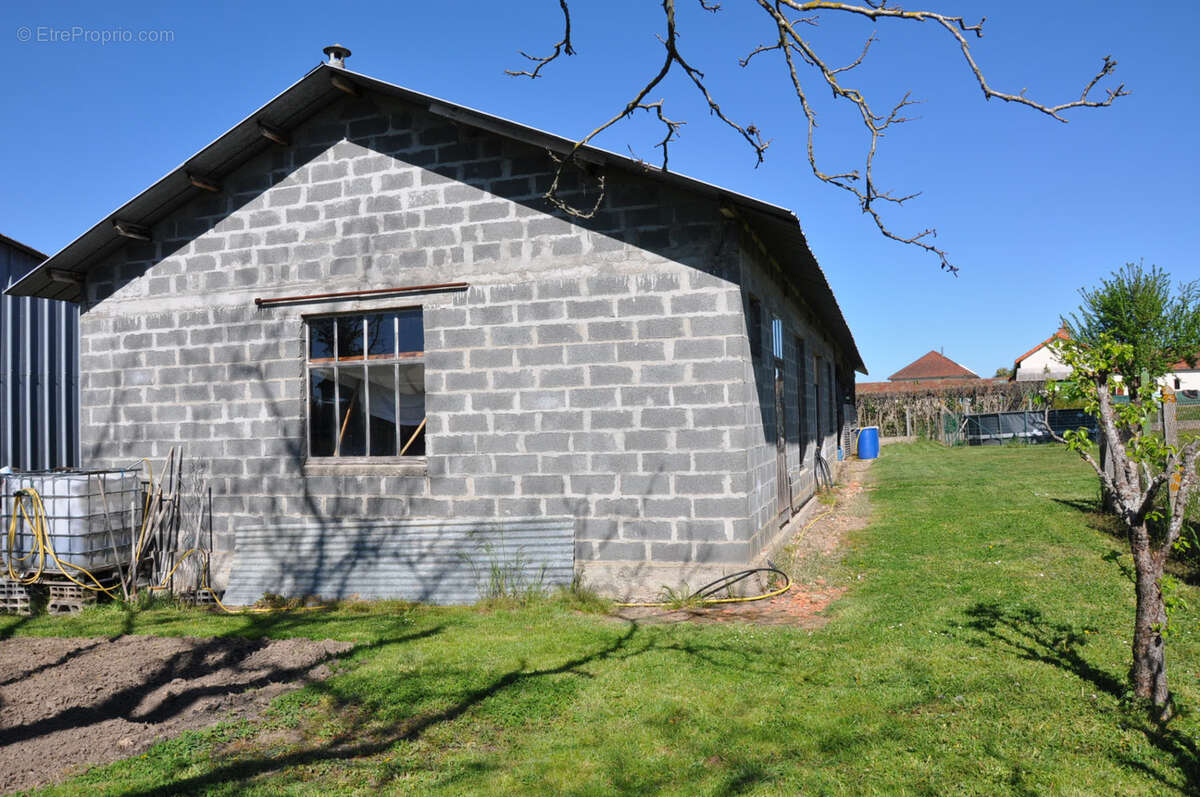 Maison à SAINT-GERAND-DE-VAUX