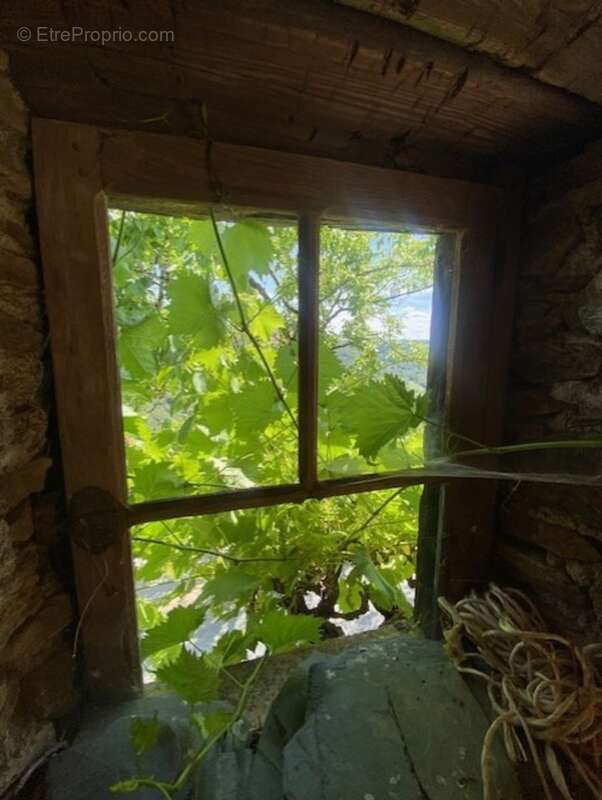 OPPORTUNITE: Grange à transformer  à La Vinzelle (12) - photo 19